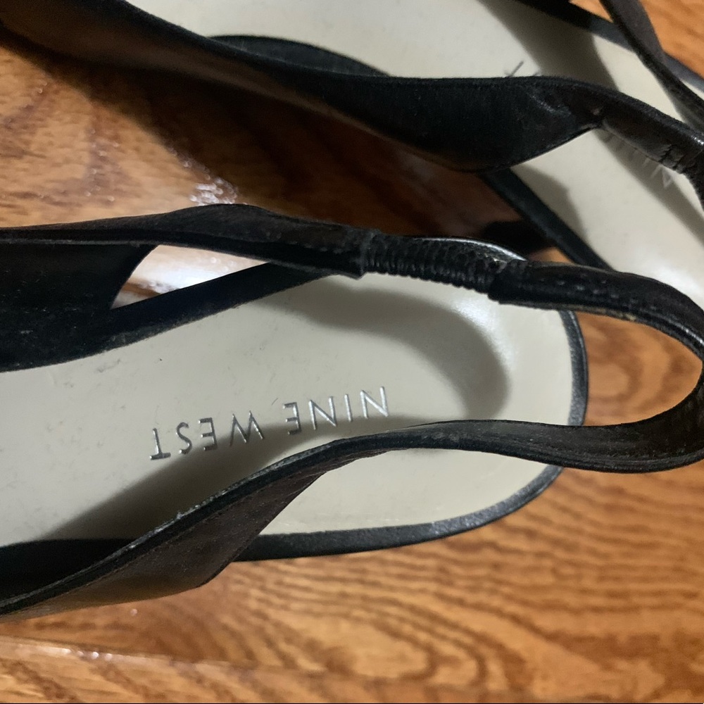 Sandals - Picture 4 of 4